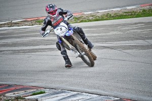15745_supermotard.jpg